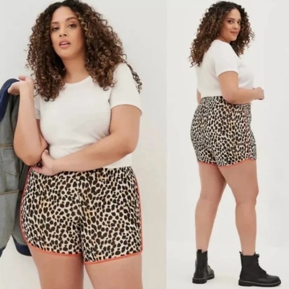 Torrid Cheeta Print Dolphin Hem Cotton Stretch High Rise Biker Shorts 2 - Picture 2 of 10